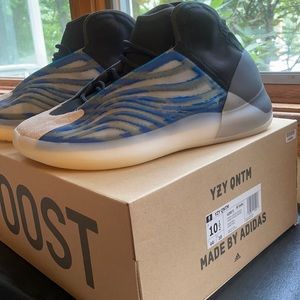 Yeezy Quantum, color “frozen blue”, Mens 10.5